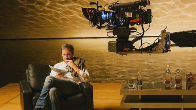Denis Villeneuve durant le tournage de Blade Runner 20149