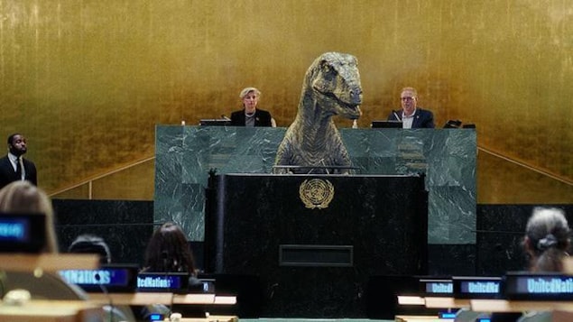 Des artistes prêtent leur voix à un dinosaure écolo qui s’adresse à l’ONU