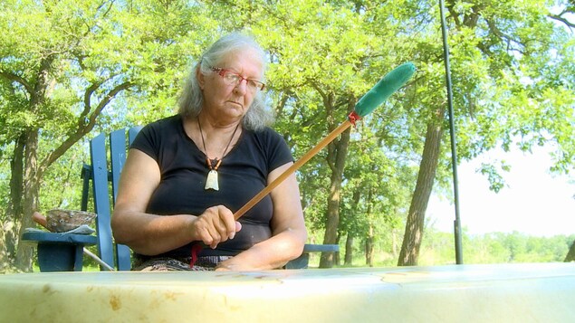 Le tambour réconciliateur de Dolorès Gosselin