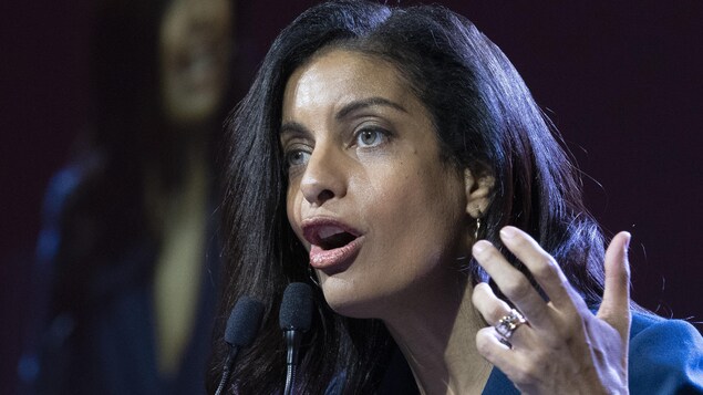 Anglade prudente face à une résolution des jeunes libéraux sur le système de santé