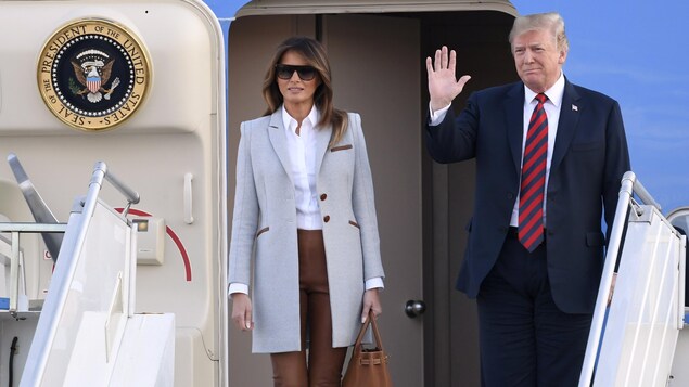 Le président des États-Unis, Donald Trump, et la première dame, Melania Trump, sont arrivés en Finlande le 15 juillet 2018.