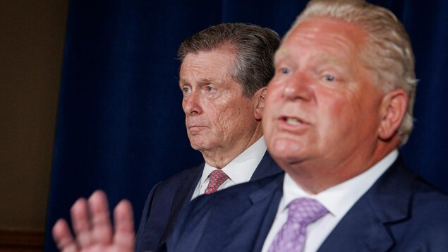 Plus de pouvoirs pour les maires de Toronto et Ottawa?