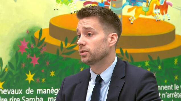 Le Dr Bradley Osterman lors d'une entrevue à Québec Le Dr Bradley Osterman lors d'une entrevue à Québec