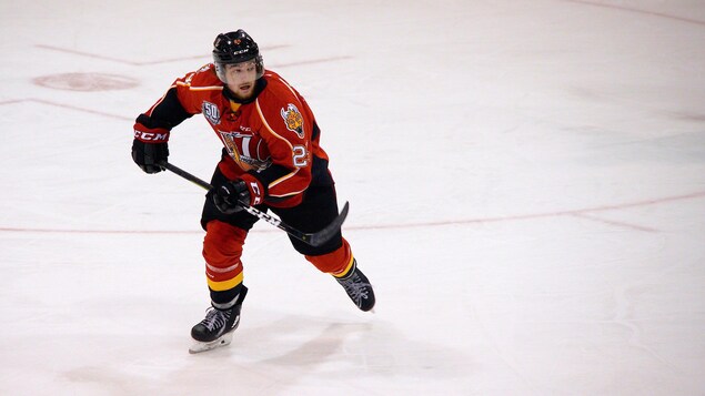 L'ailier gauche Tyler Hylland L'ailier gauche Tyler Hylland