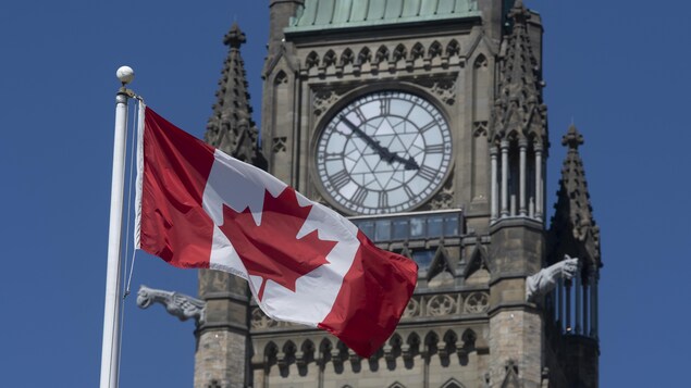 Le drapeau du Canada n’est plus en berne sur les édifices fédéraux