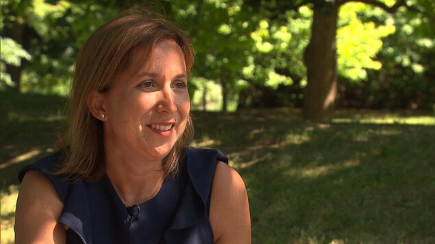 Dre Karen Buzaglo de la clinique de fertilité Procrea Dre Karen Buzaglo de la clinique de fertilité Procrea