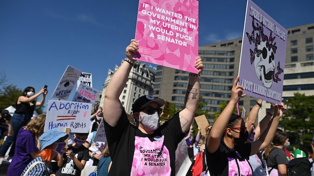 États-Unis : des milliers de personnes marchent pour le droit à l’avortement