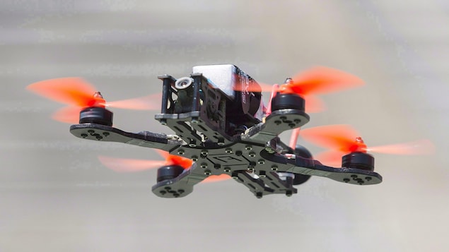 Un drone en plein vol