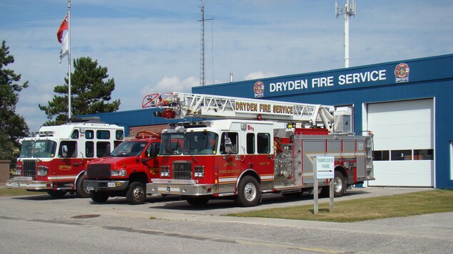 Caserne numéro un de la ville de Dryden en Ontario. Caserne numéro un de la ville de Dryden en Ontario.