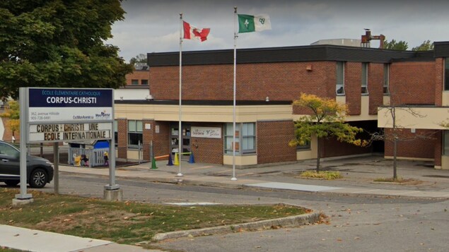 COVID-19 : fermeture d’une école française à Oshawa