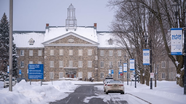 De nouveaux diplômés autochtones à l’École nationale de police du Québec