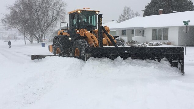 Une tempête de neige et de pluie se dirige vers l’Atlantique