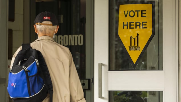Dernier jour avant l’ouverture des bureaux de vote à Toronto
