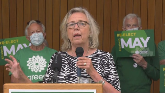 Les deux seuls députés verts aux Communes menacent de quitter le parti