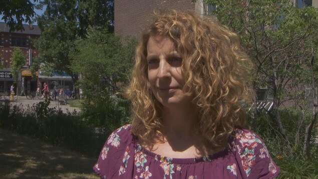 Le portrait d'une femme Le portrait d'une femme