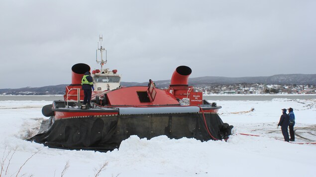 Déglaçage de la Ristigouche par aéroglisseur : « On n’est pas des machines à miracles »