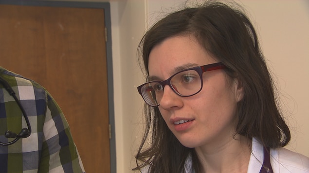 Émilie Blais, résidente en médecine interne à Sherbrooke Émilie Blais, résidente en médecine interne à Sherbrooke