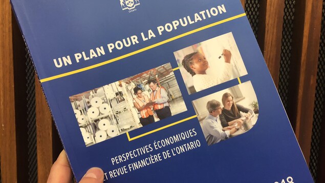 Une revue financière de l'Ontario.