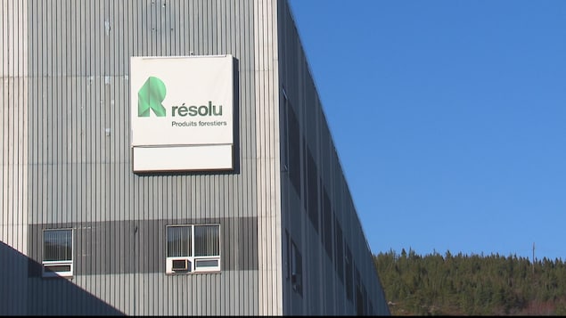 Usine de Résolu Produits forestiers à Baie-Comeau.