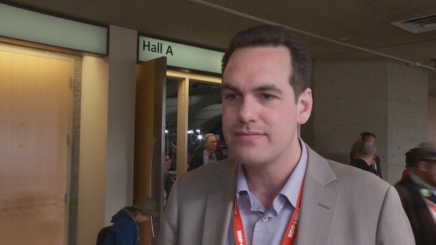 Le député fédéral néo-démocrate Erin Weir