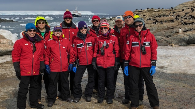 Photo de groupe de chercheurs en Antarctique Photo de groupe de chercheurs en Antarctique