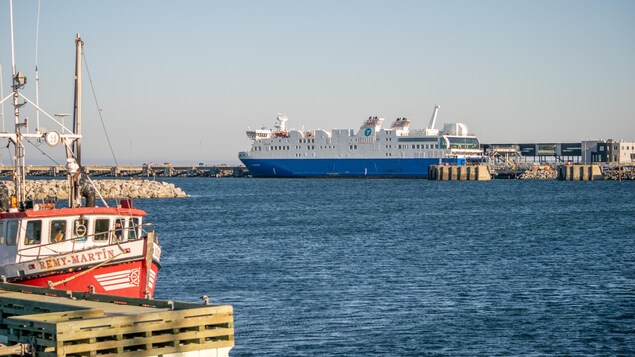 Le navire F.-A.-Gauthier au port de Matane
