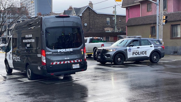 Une femme morte au milieu d’une rue à Toronto