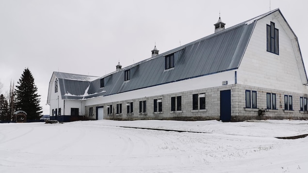 Le bâtiment agricole en hiver 