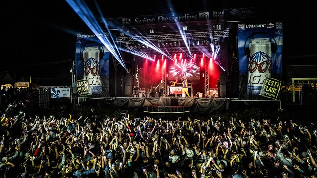 Le Festi-Plage reviendra sur sa programmation pour inclure plus d’artistes féminines