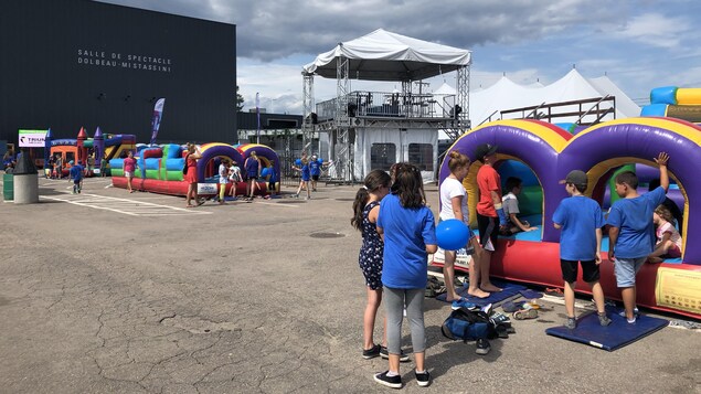 Le Festival du bleuet de Dolbeau-Mistassini lance sa 60e édition