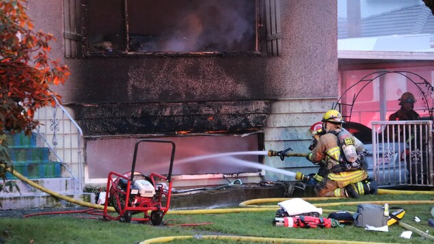 Trois décès et deux blessés dans un incendie à Vancouver
