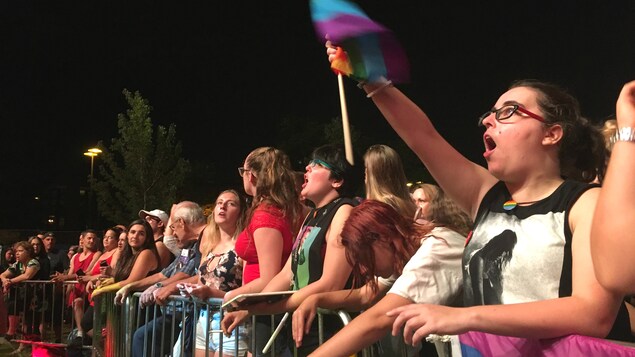 Le rassemblement de la communauté LGBTQ du pays se déroulera tous les trois ou quatre ans dans une ville canadienne. Le rassemblement de la communauté LGBTQ du pays se déroulera tous les trois ou quatre ans dans une ville canadienne.