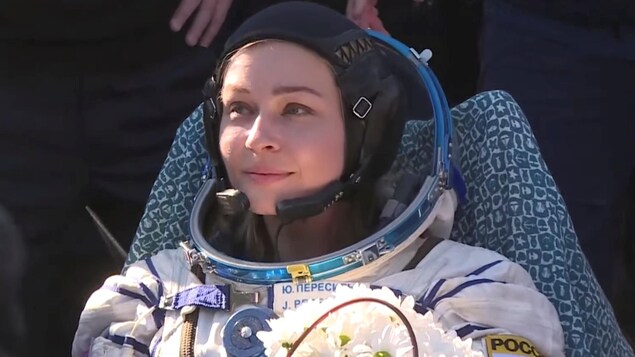 Retour sur Terre de l’équipe russe du premier film tourné en orbite