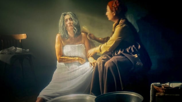 مشهد من فيلم سينمائي.