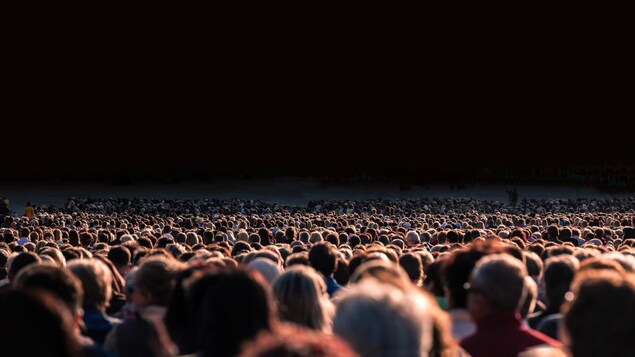 Une foule humaine
