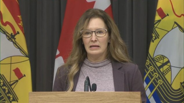 La Dre France Desrosiers, lors d'un point de presse le 5 novembre 2021.