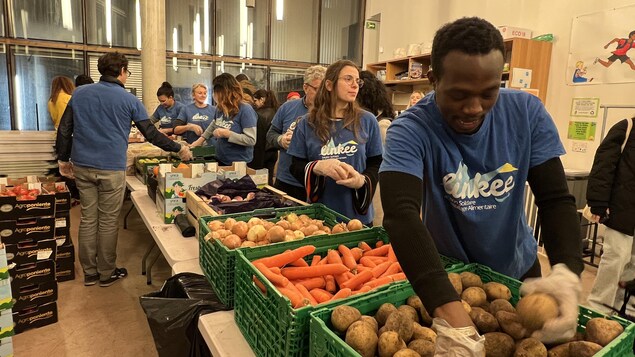 « Parfois on doit se priver » : la précarité alimentaire au menu de nombreux Français