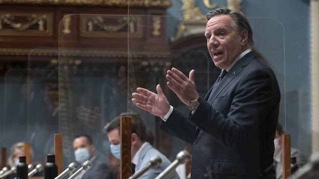 François Legault intervient à l'Assemblée nationale.