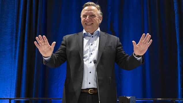 La lettre de Labeaume s’invite à la grande fête caquiste