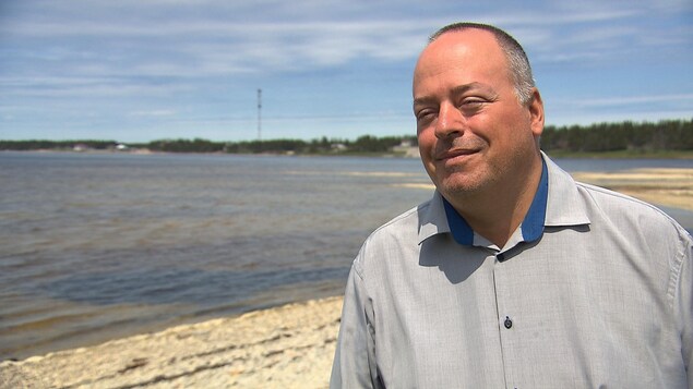 Frédéric lee est le directeur général de la Municipalité de L'Île-d'Anticosti. Frédéric lee est le directeur général de la Municipalité de L'Île-d'Anticosti.