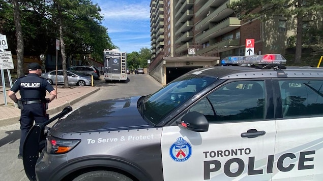 Plusieurs fusillades dimanche dans le Grand Toronto, dont trois en plein jour