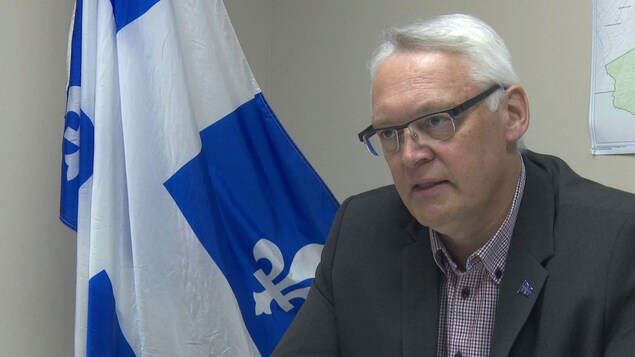 Gaétan Lelièvre, député indépendant de Gaspé Gaétan Lelièvre, député indépendant de Gaspé