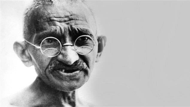 Portrait daté du 24 juillet 1931 à New Delhi du Mahatma Gandhi