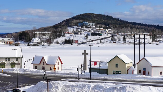 Vue sur Gaspé en hiver.