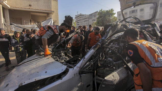 Izraelski napadi v Gazi terjali več žrtev, Izrael trdi, da je ubil visoke člane Hamasa.
