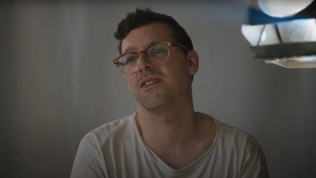 Géolocaliser l’amour : l’impudeur sincère de Simon Boulerice