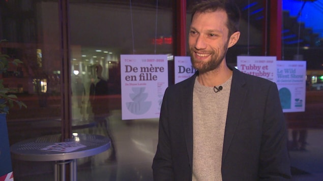 Gilles Poulin-Denis en entrevue au Théâtre Cercle Molière Gilles Poulin-Denis en entrevue au Théâtre Cercle Molière