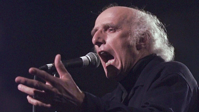 Après Neil Young et Joni Mitchell, Gilles Vigneault retire sa musique de Spotify