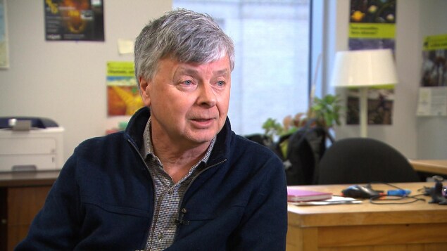 Jean-François Giroux, biologiste et directeur du Département des sciences biologiques de l'UQAM Jean-François Giroux, biologiste et directeur du Département des sciences biologiques de l'UQAM