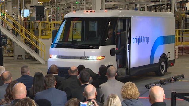 GM lance l’assemblage de camions électriques en Ontario